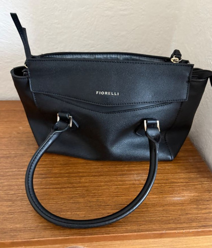 Schwarze lederhandtasche - schwarze,